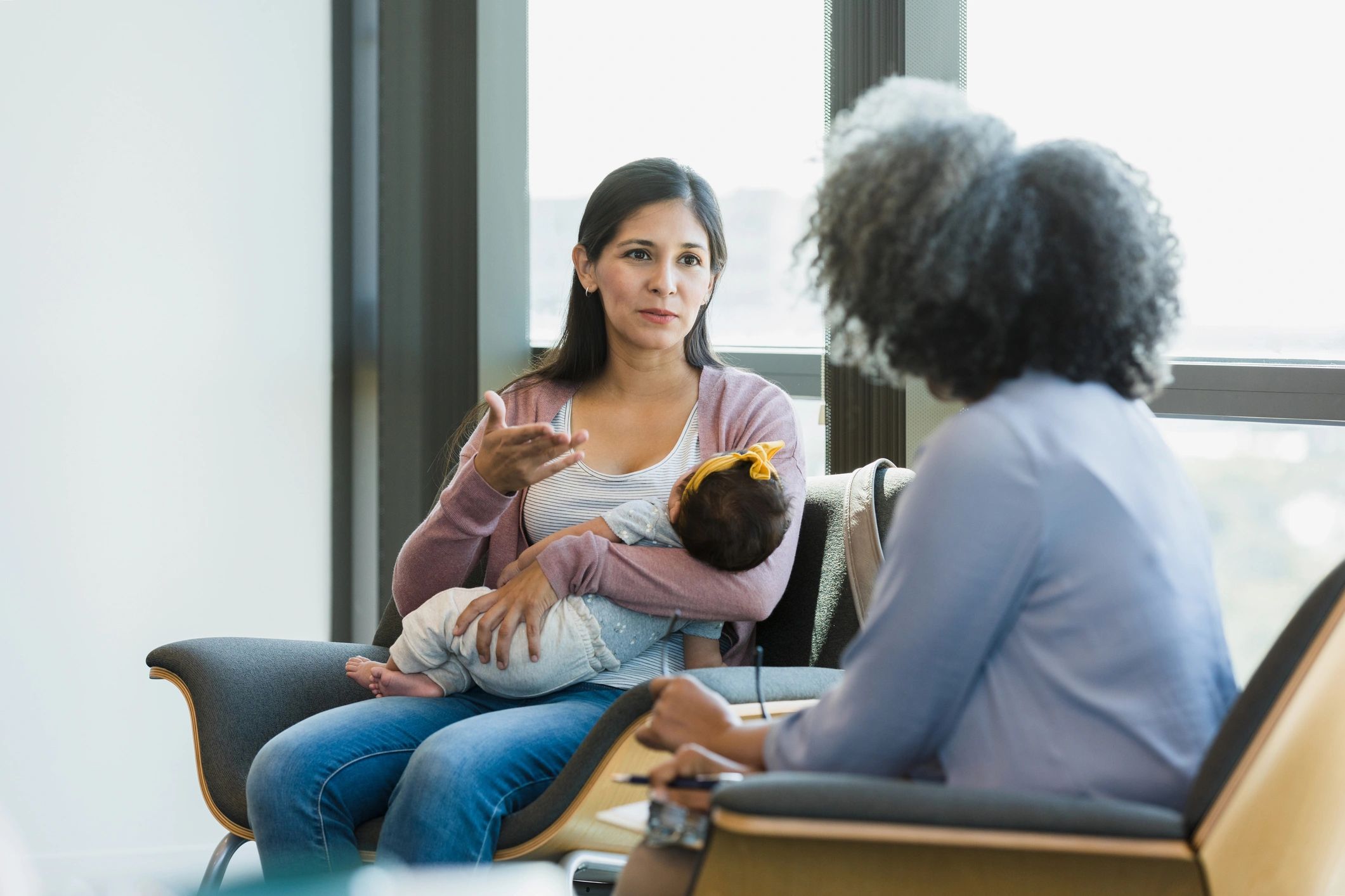 Parent sharing concerns in a supportive therapy setting